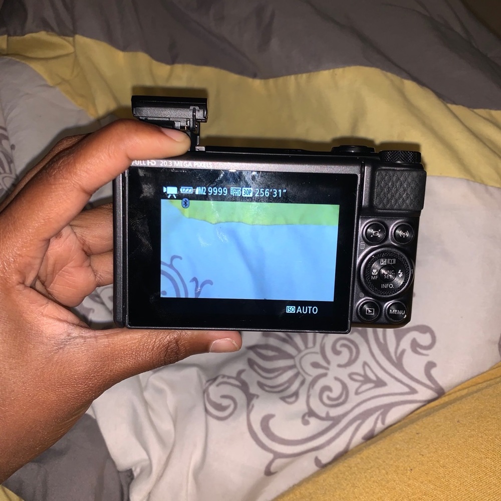 Camera - Picture 2 of 3
